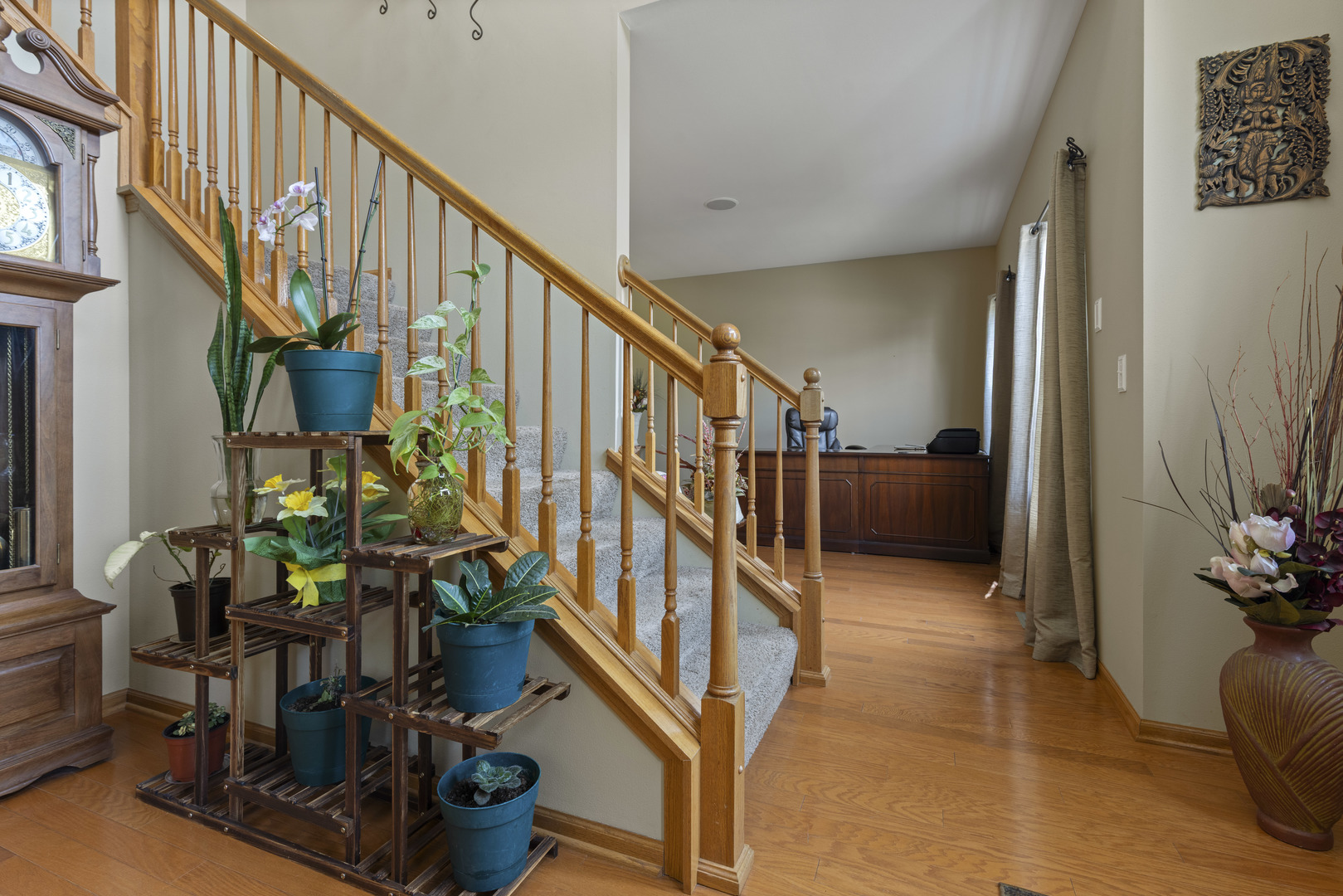 706 W Hampton Avenue Property Photo 2