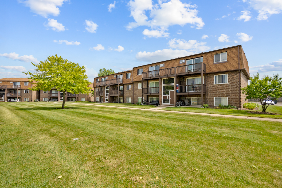 108 Boardwalk Street 2e Property Photo 2
