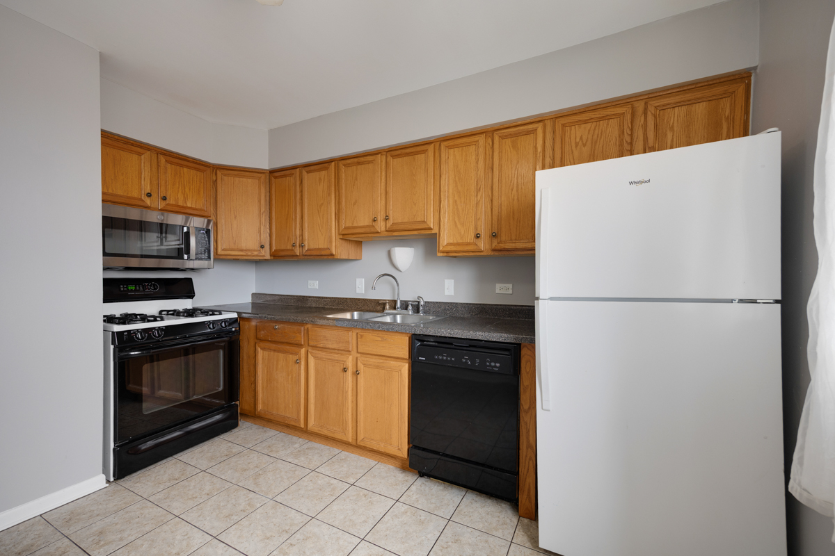 108 Boardwalk Street 2e Property Photo 8