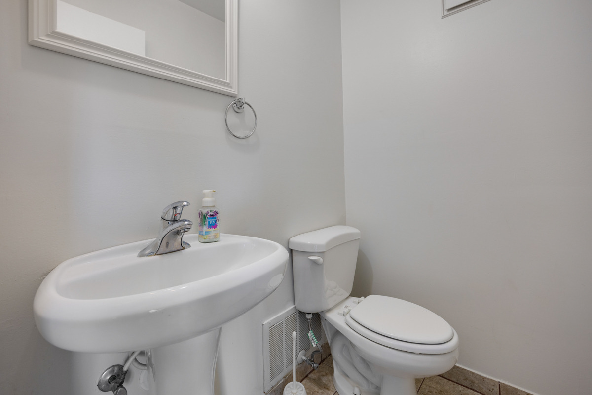108 Boardwalk Street 2e Property Photo 11