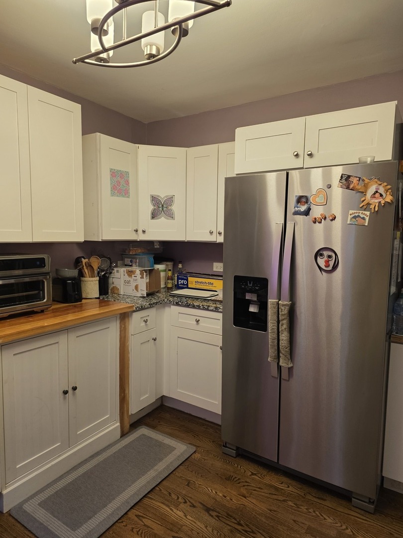 5065 W Gladys Avenue D Property Photo 7
