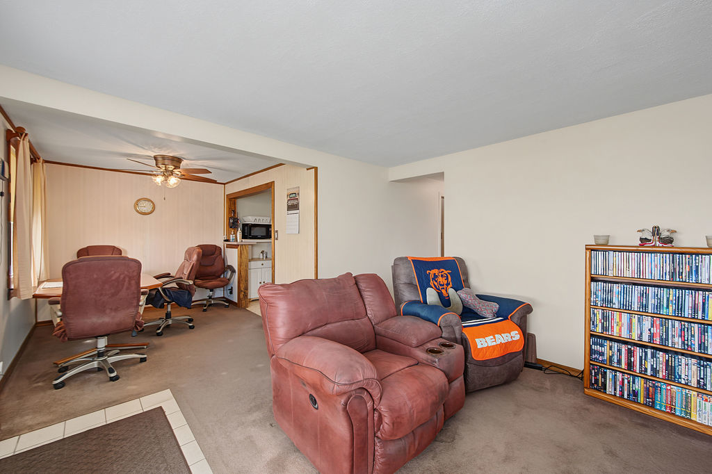 11022 S State Line Road Property Photo 8