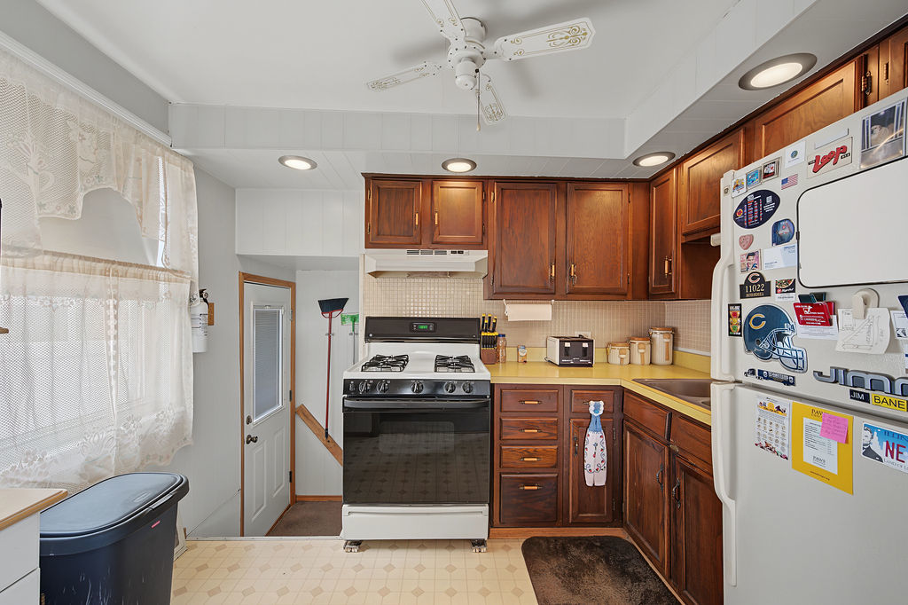 11022 S State Line Road Property Photo 10