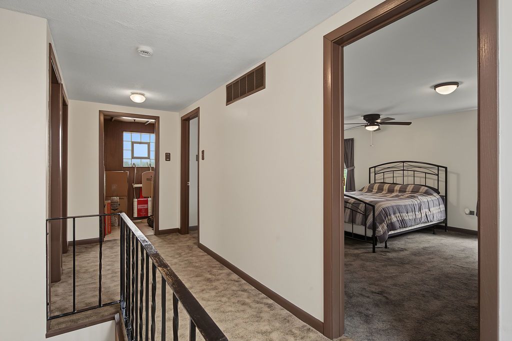 11022 S State Line Road Property Photo 21