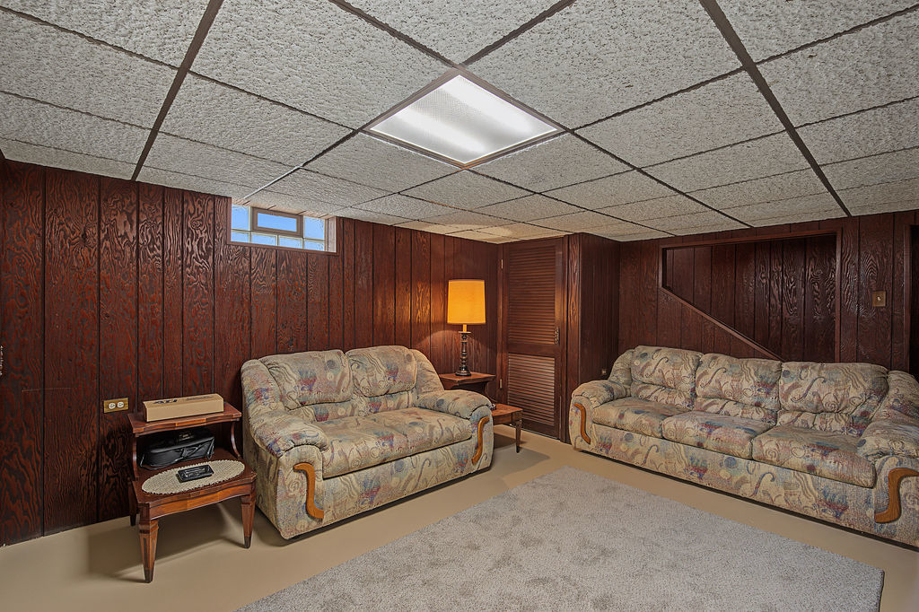 11022 S State Line Road Property Photo 23