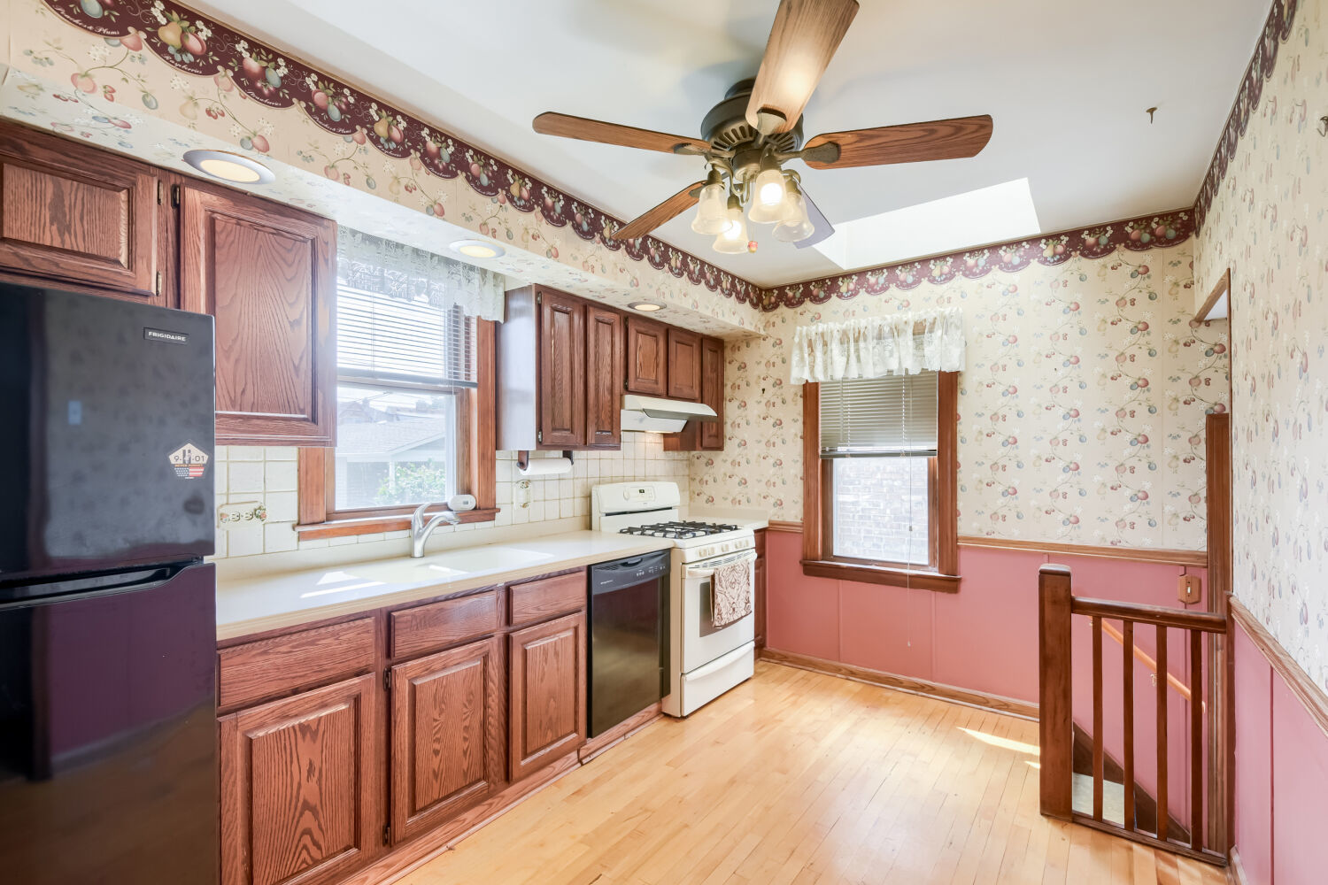 10831 S Kedzie Avenue Property Photo 6