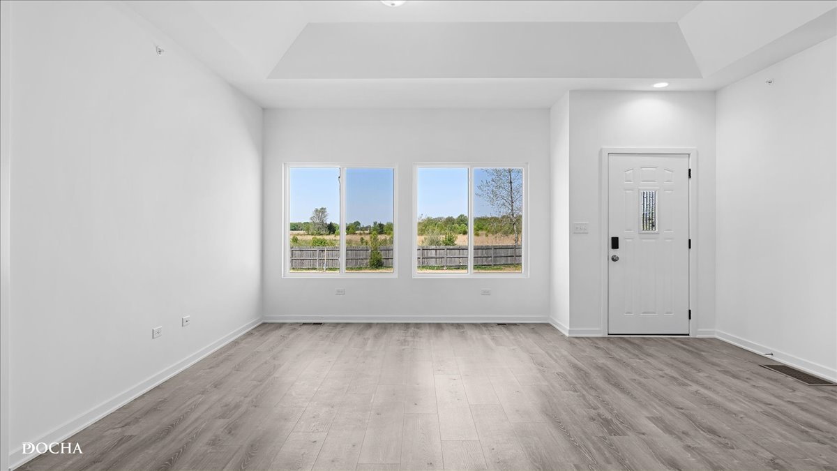 3999 Shoeger Drive Property Photo 2