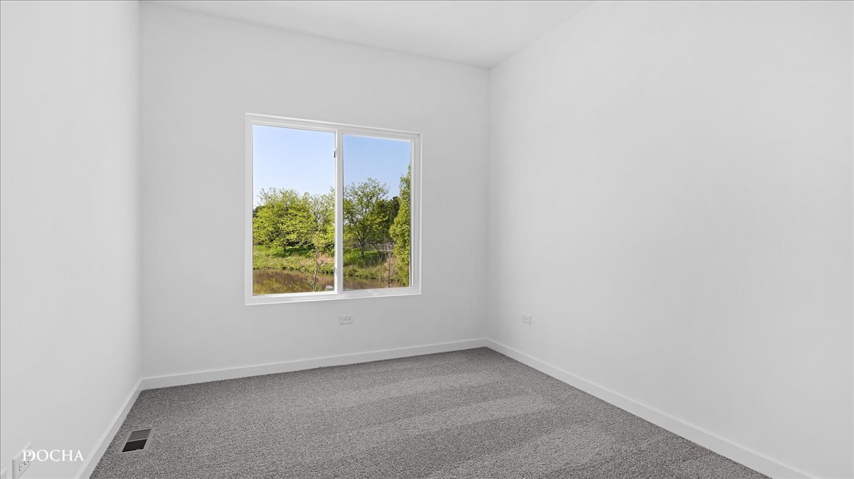3999 Shoeger Drive Property Photo 18
