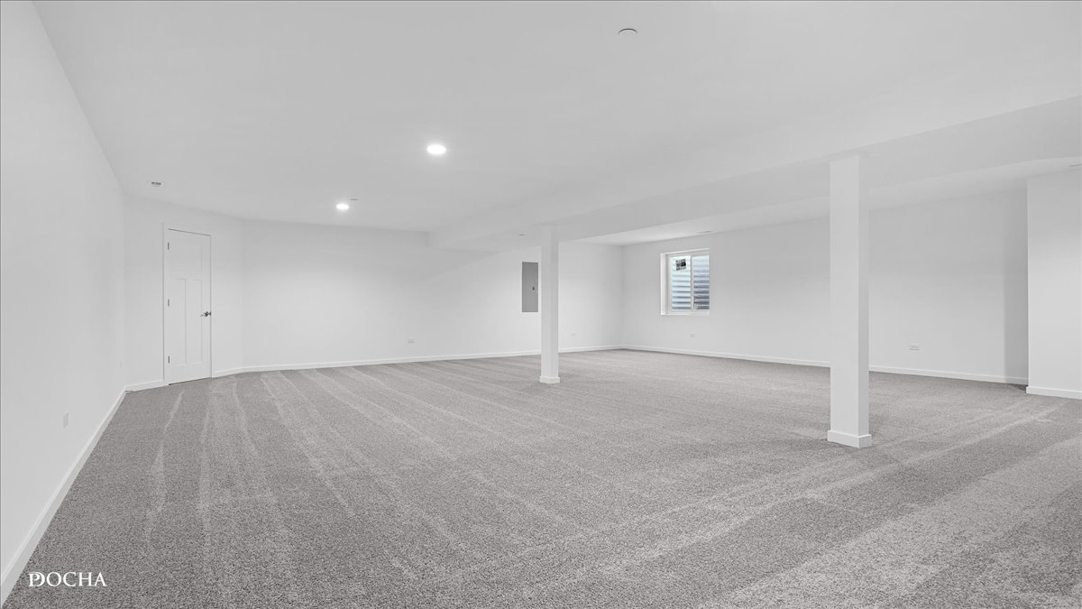 3999 Shoeger Drive Property Photo 22