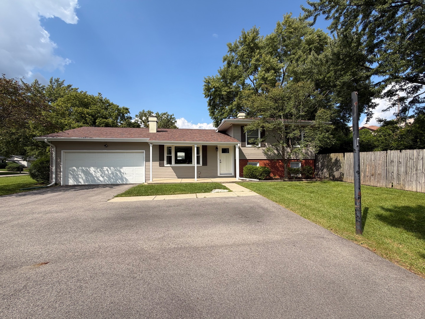 5s481 Glenoban Drive Property Photo 33