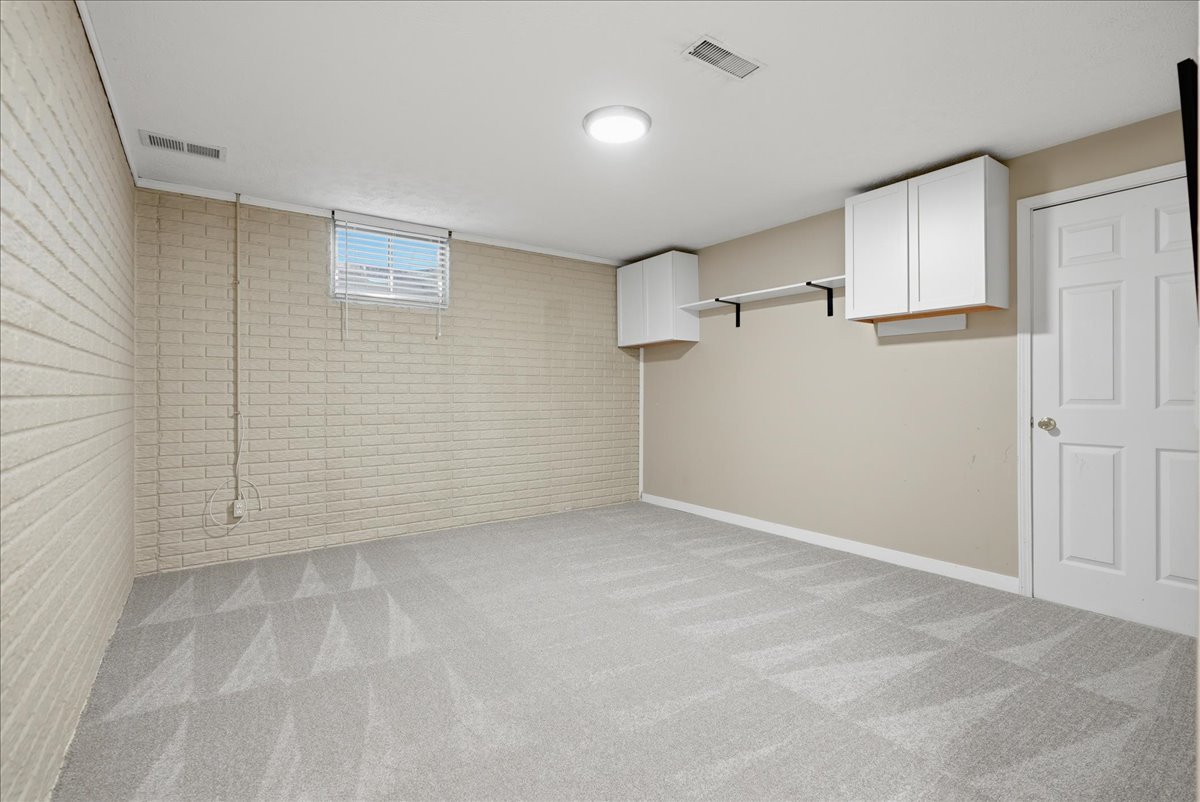 2623 Persimmon Place Property Photo 18