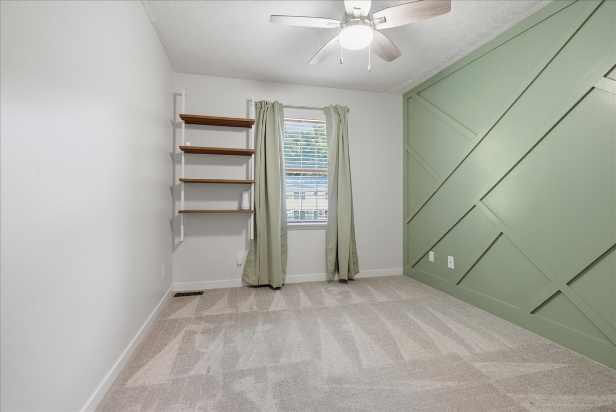 2623 Persimmon Place Property Photo 21