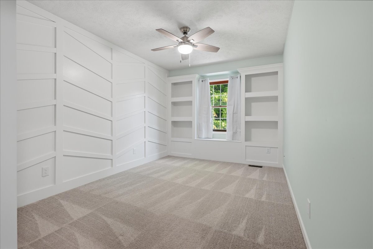 2623 Persimmon Place Property Photo 24