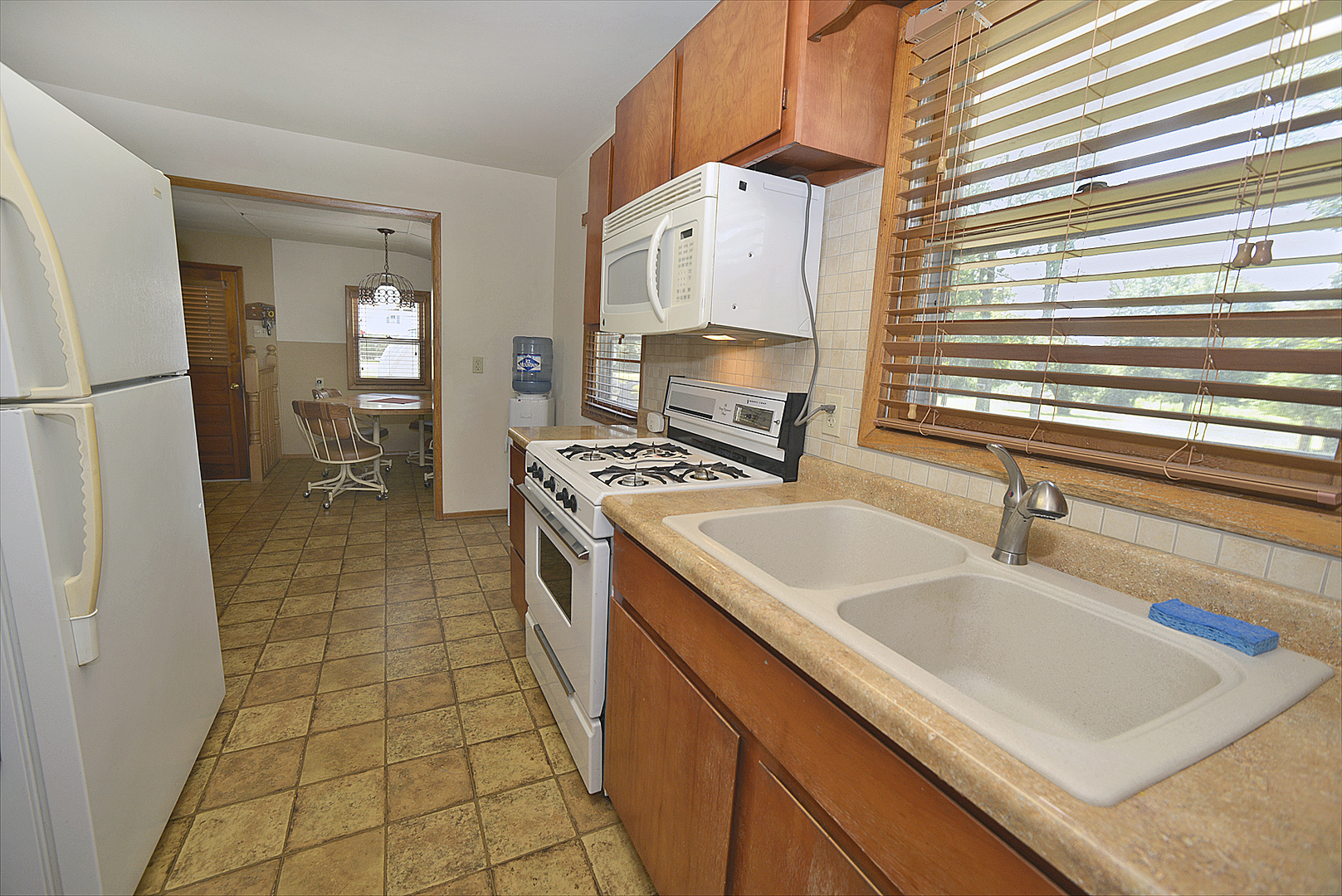 1104 N 29th Road Property Photo 5