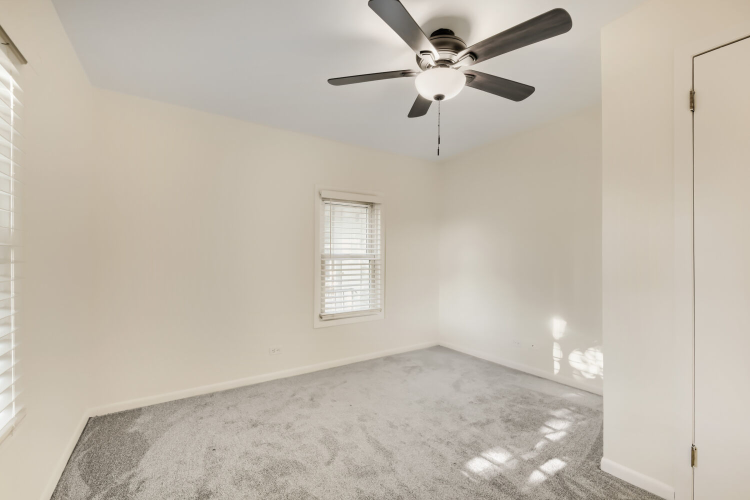 2045 119th Place Property Photo 9