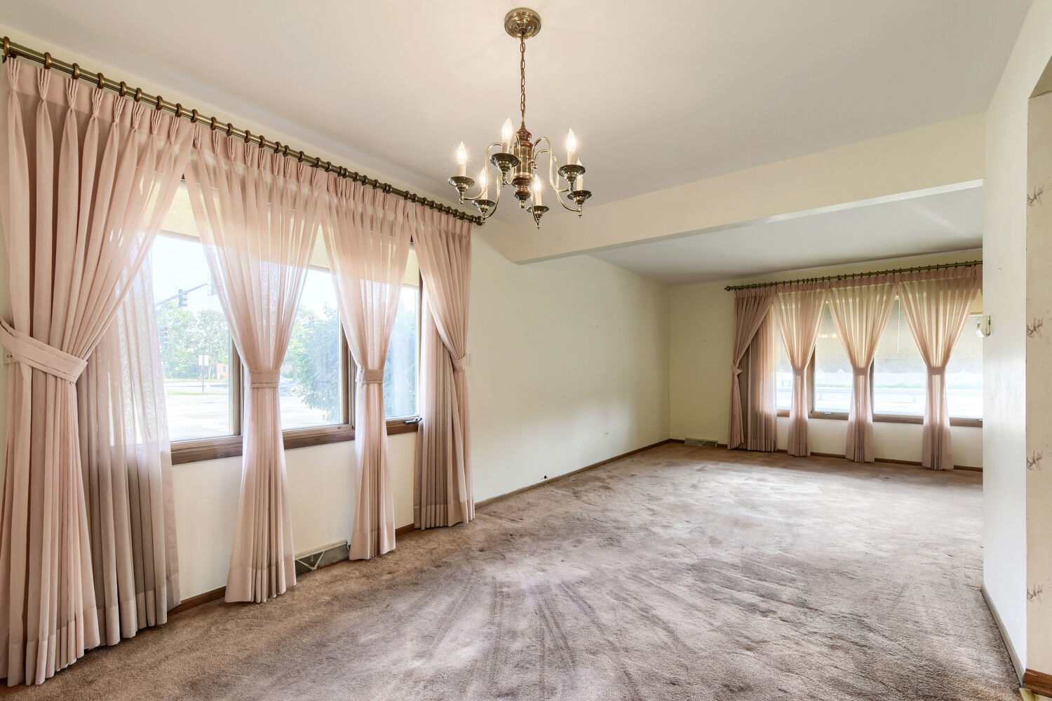 10300 S Central Park Avenue Property Photo 10