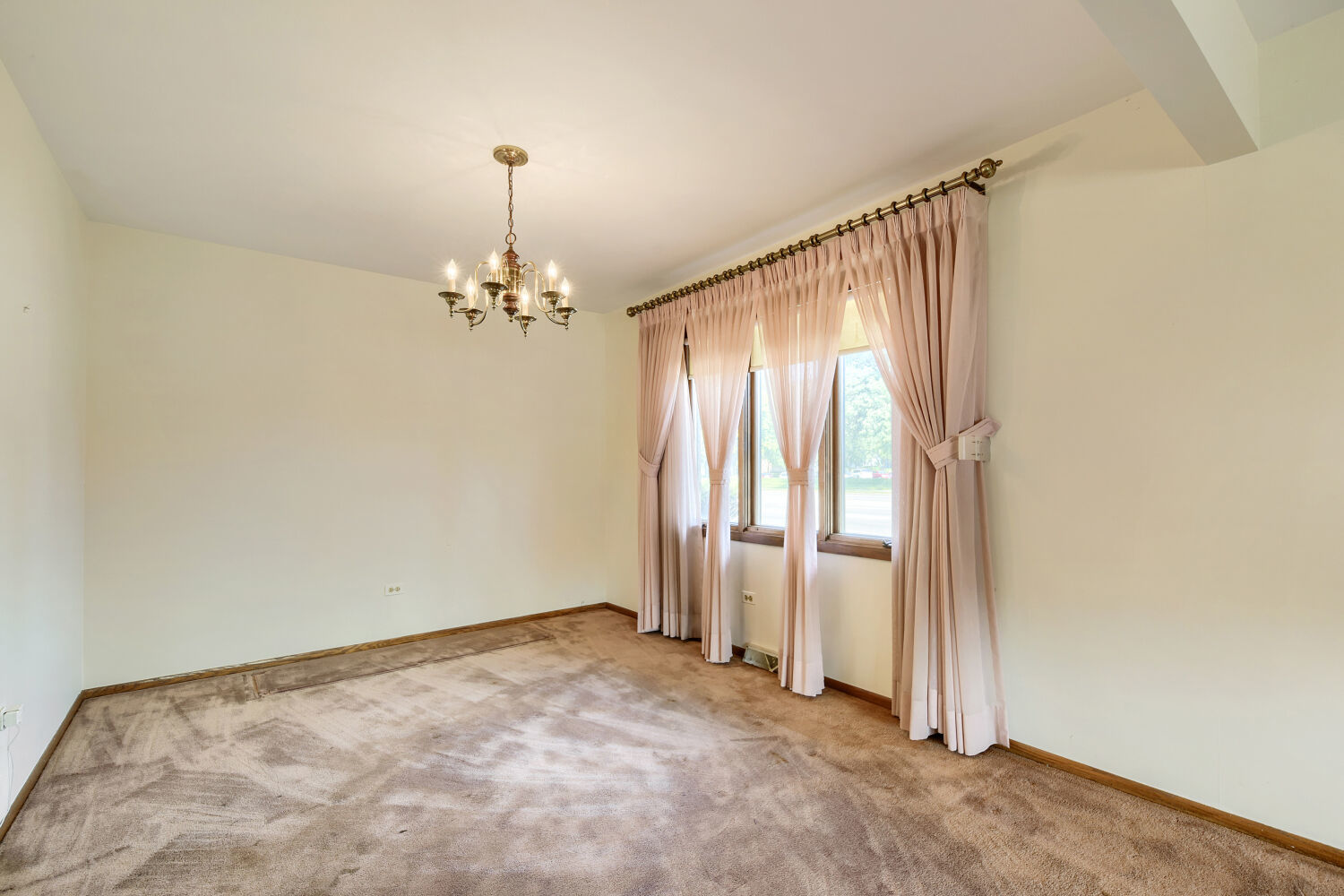 10300 S Central Park Avenue Property Photo 11