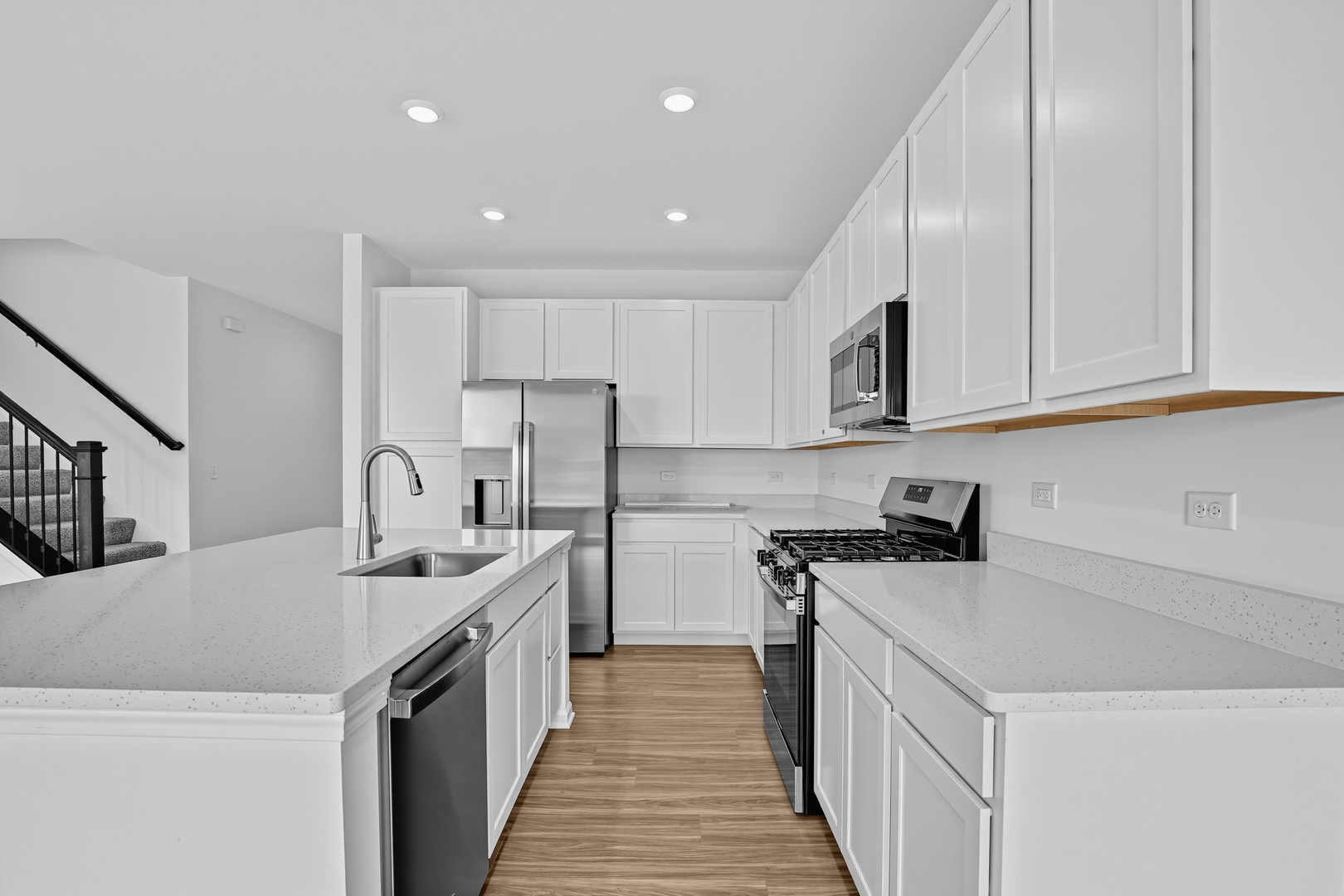 311 Cold Spring Street Property Photo 3