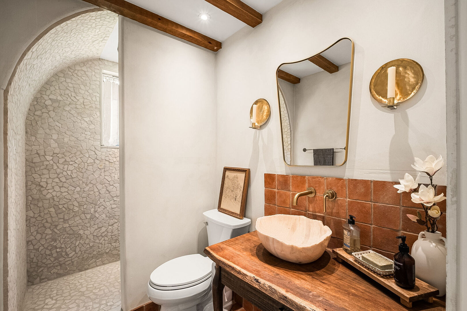 1008 Edward Road Property Photo 16