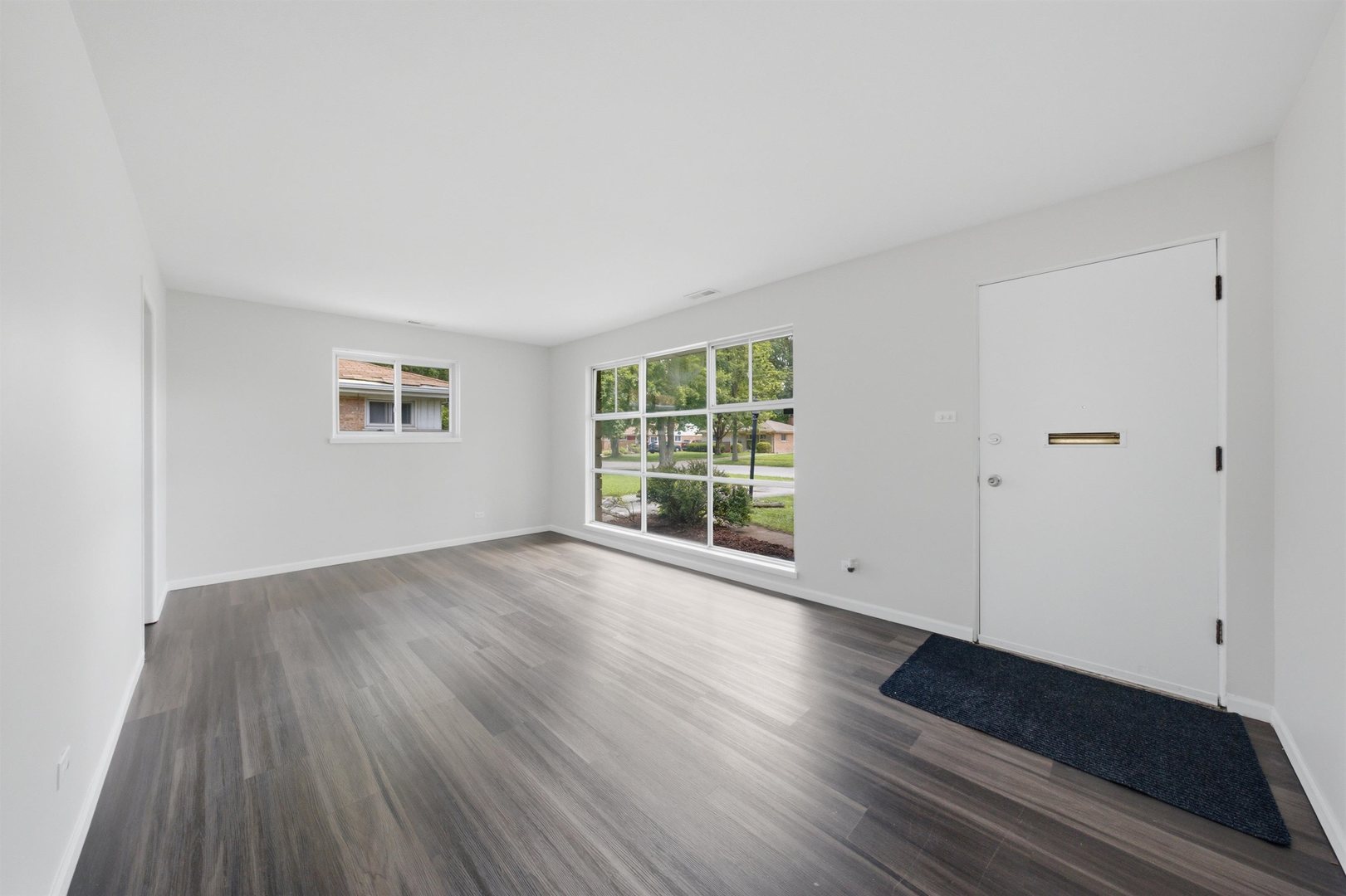 17922 Oakwood Avenue Property Photo 3