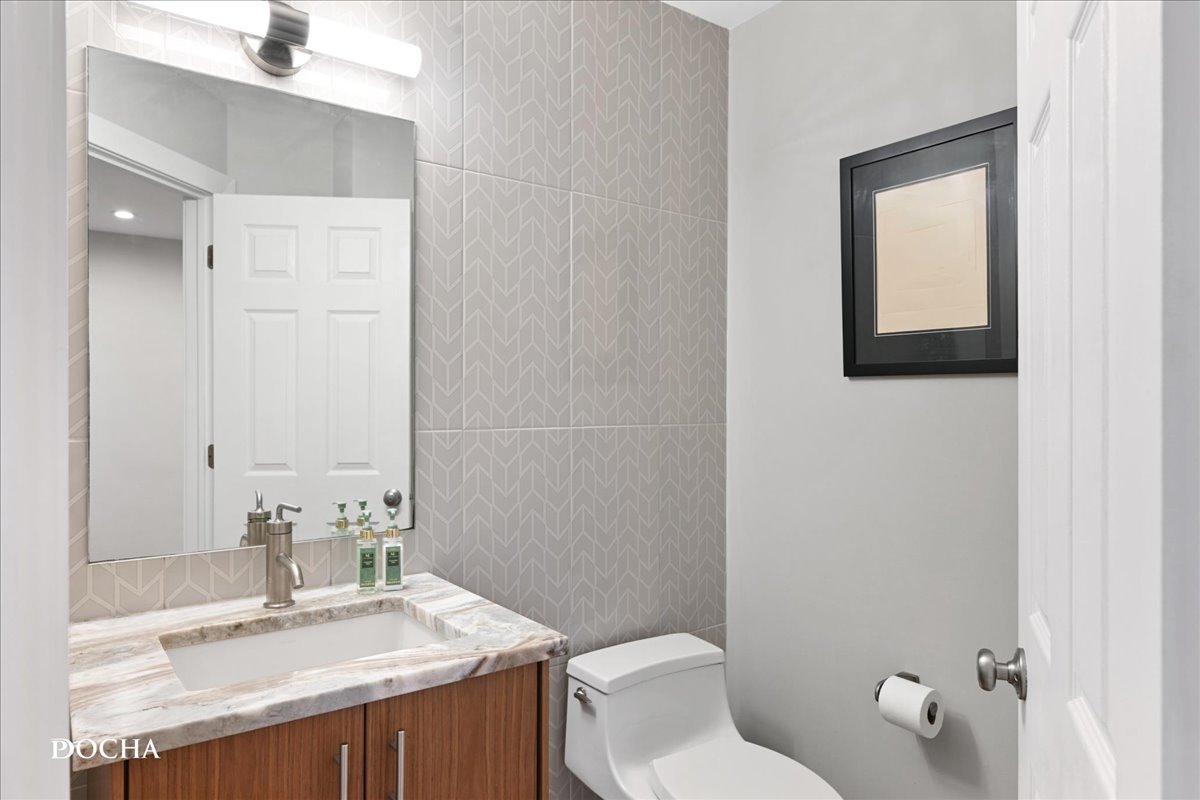 708 Citadel Drive Property Photo 6