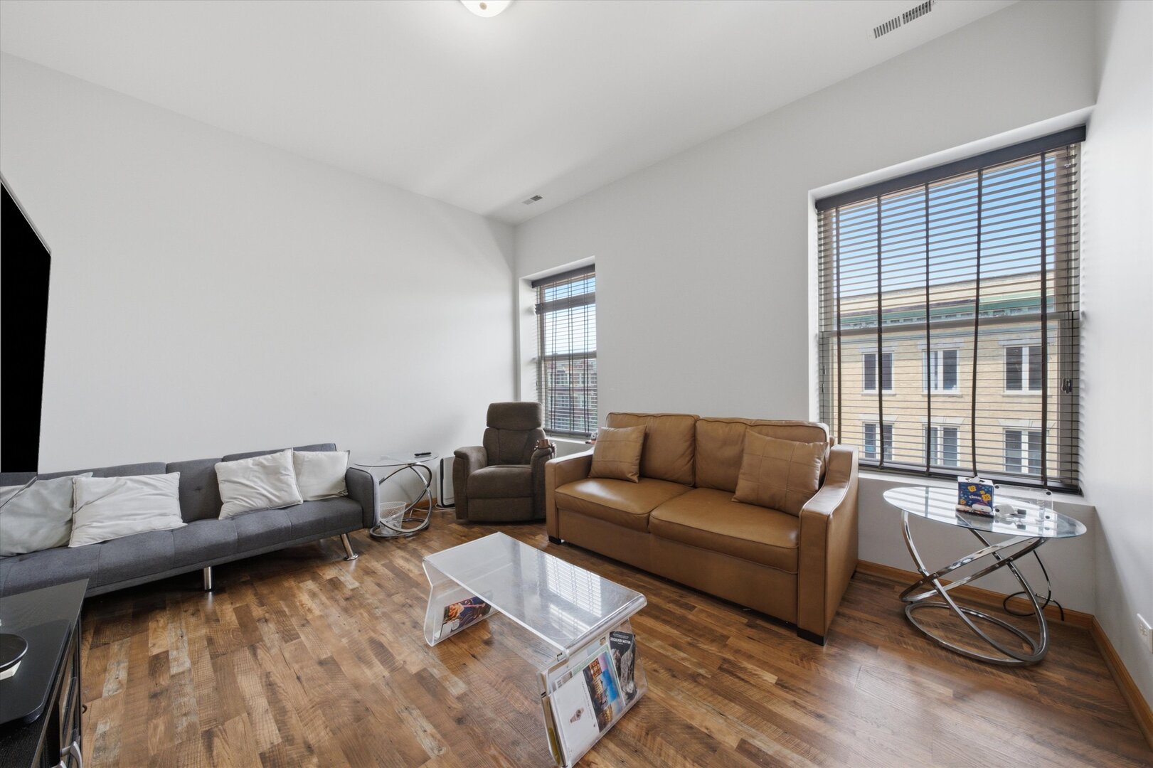 12710636 Property Photo 6
