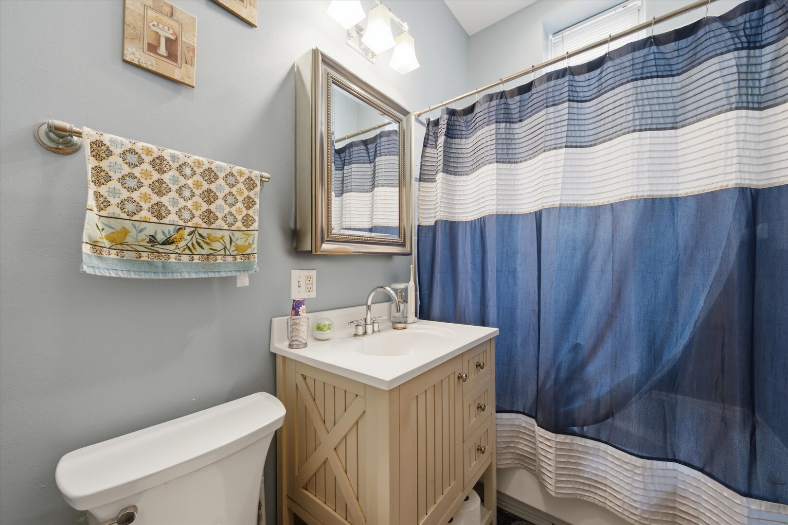 12710636 Property Photo 10