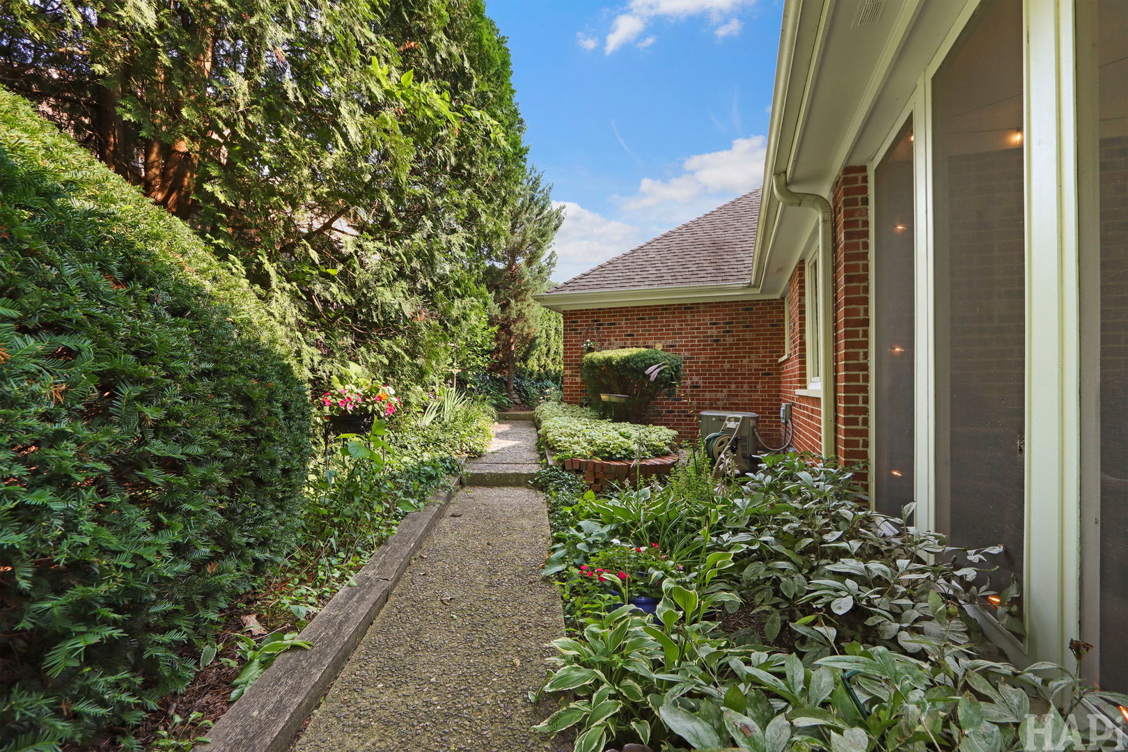 1426 Woodhill Drive Property Photo 32