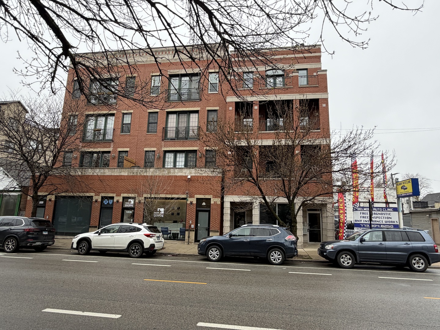 1832 W Belmont Avenue Property Photo 4