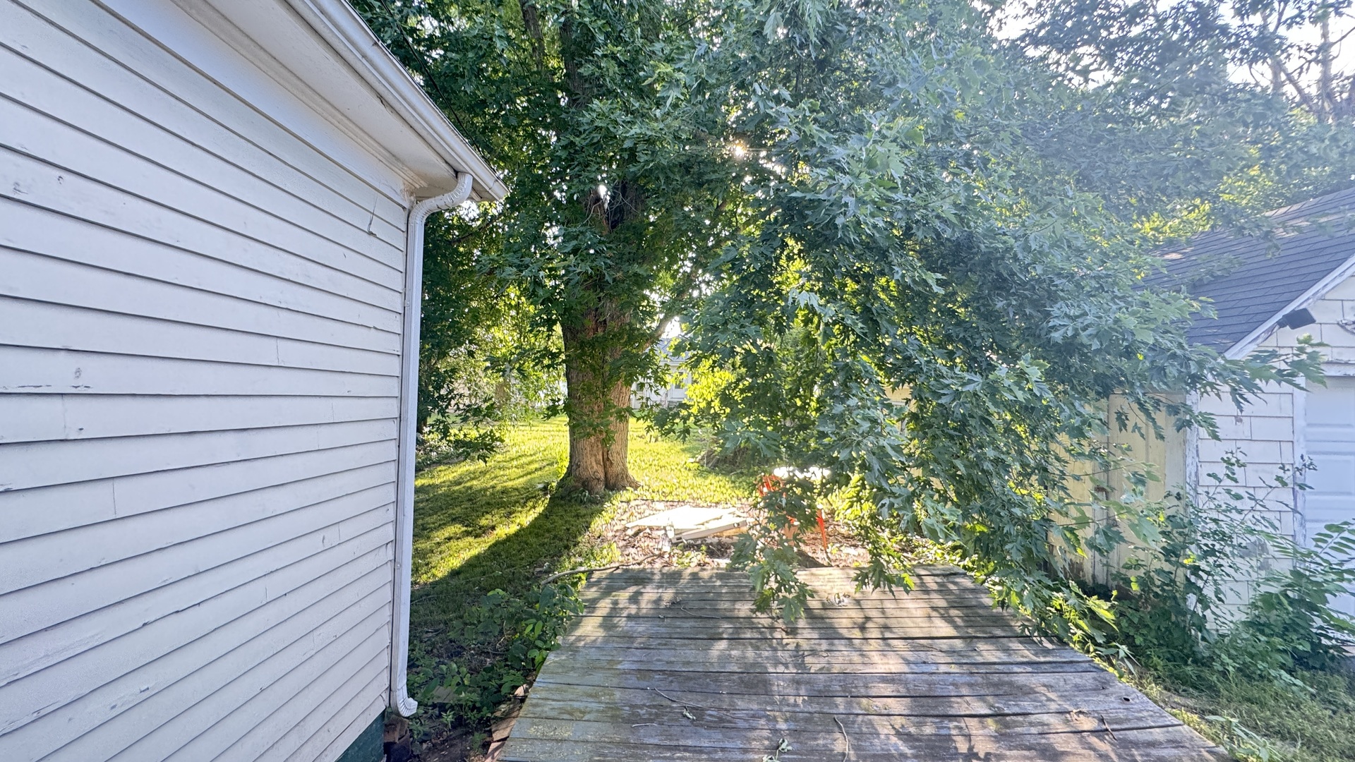 313 N Henderson Street Property Photo 6