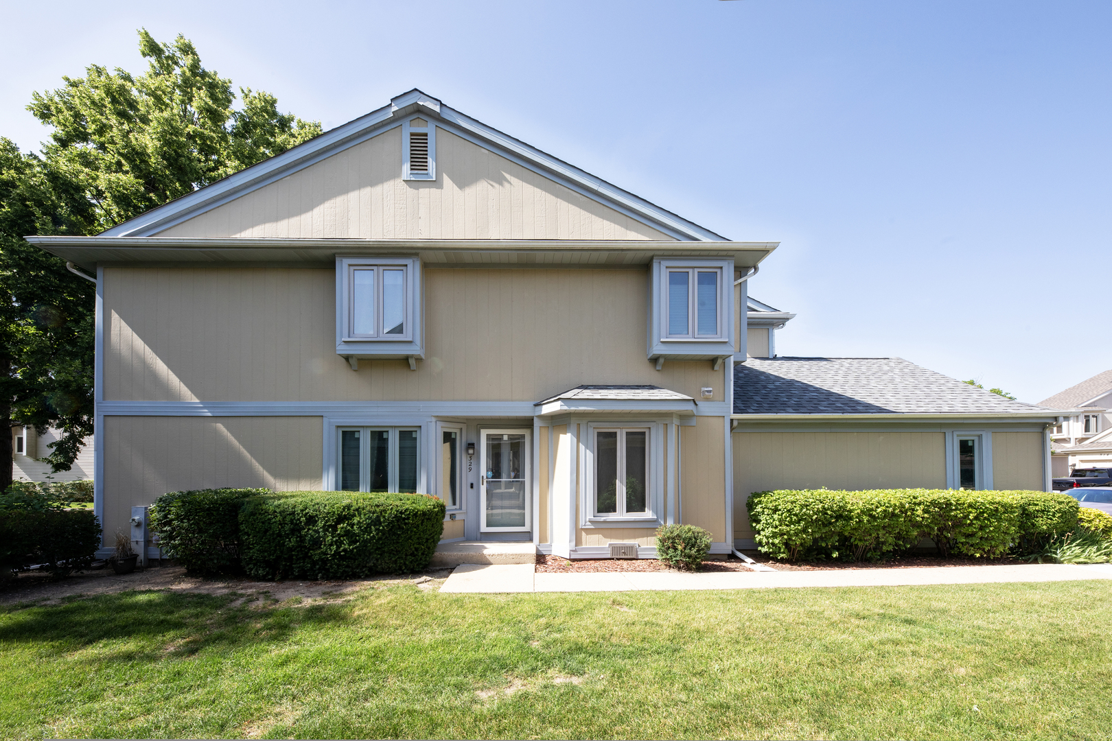329 Redwing Drive 329 Property Photo 1