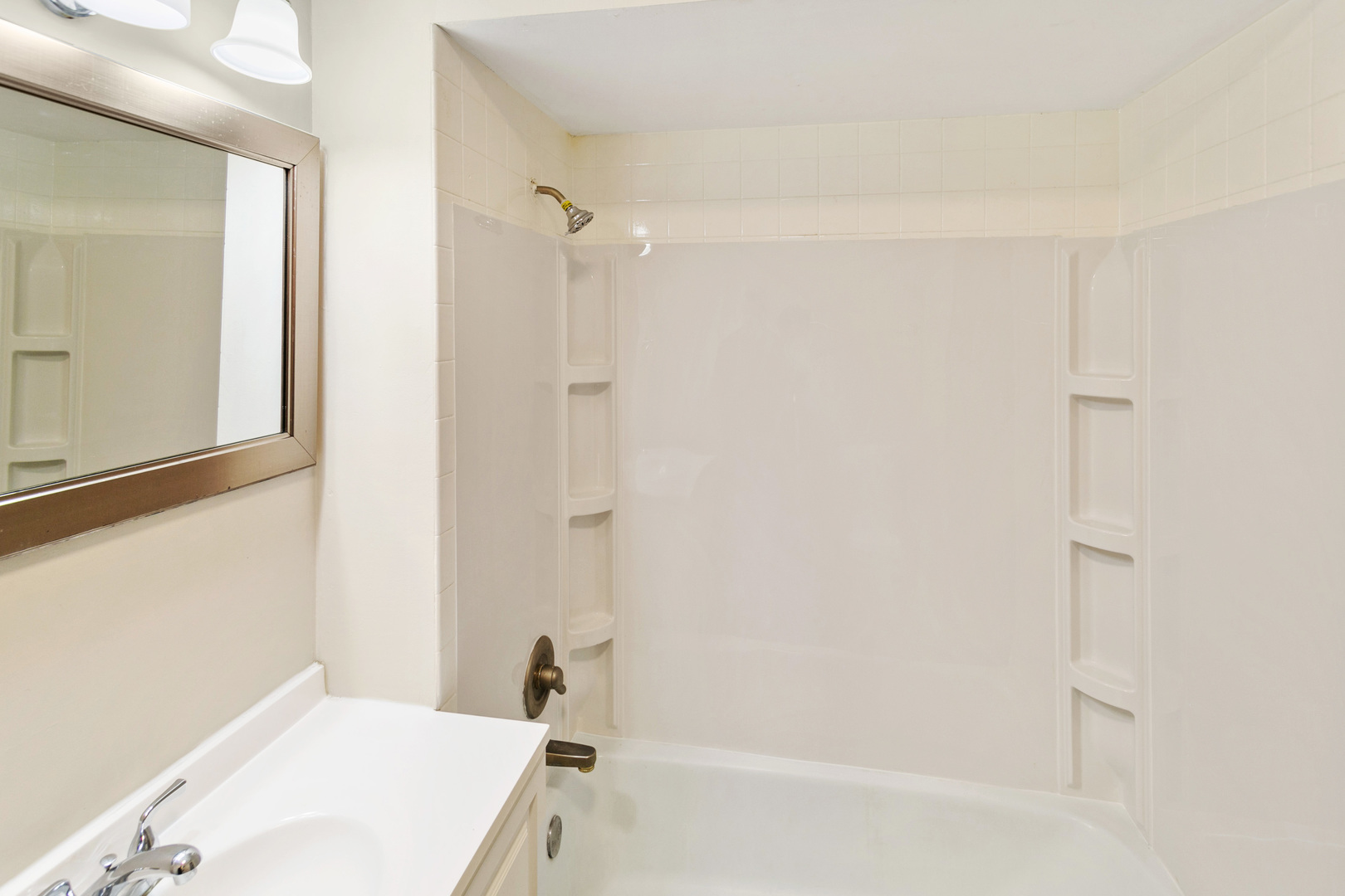 22547 Mission Drive Property Photo 14