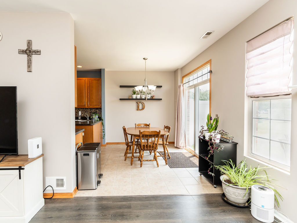 1128 Heron Circle Property Photo 4