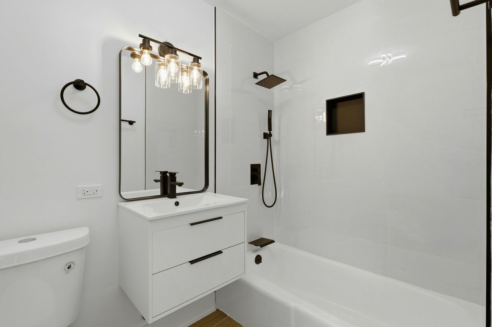 1700 E 56th Street 701-702 Property Photo 28