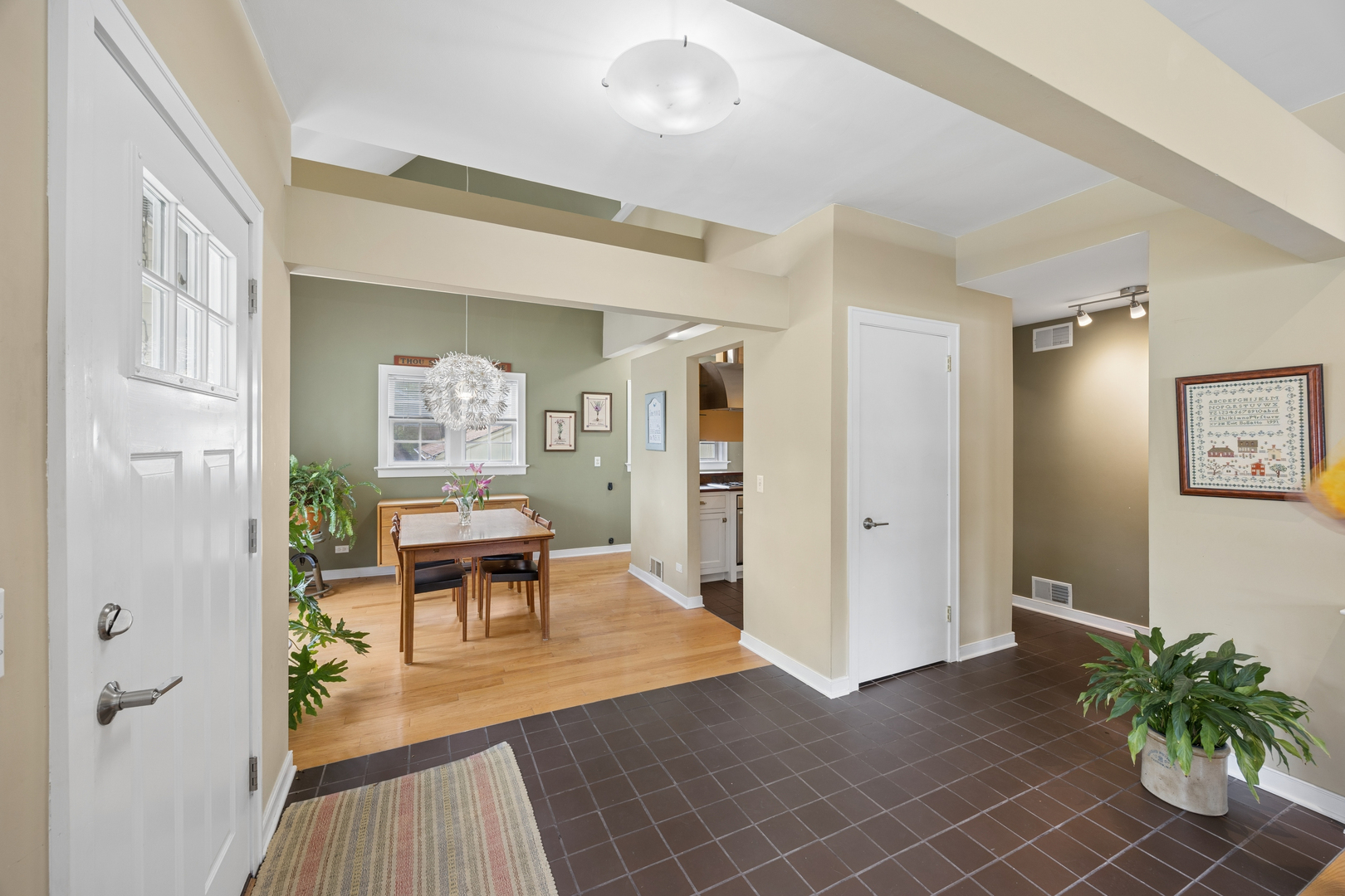 1344 Hickory Road Property Photo 5