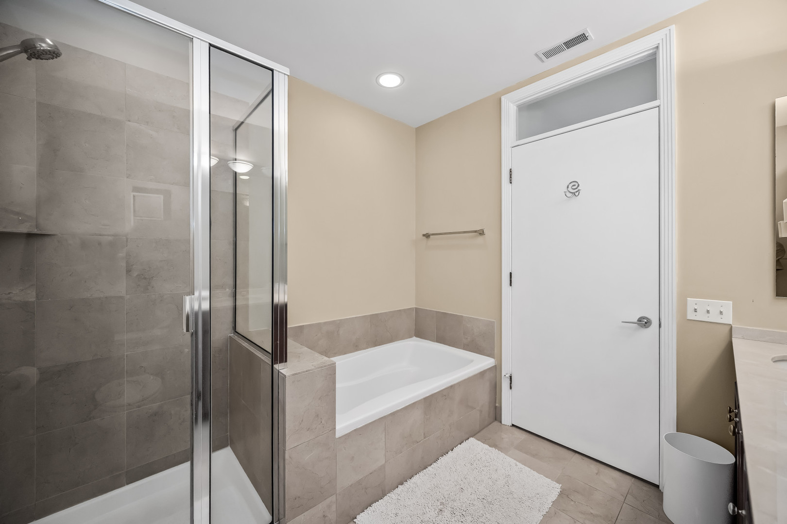 550 W Fulton Street 307 Property Photo 12