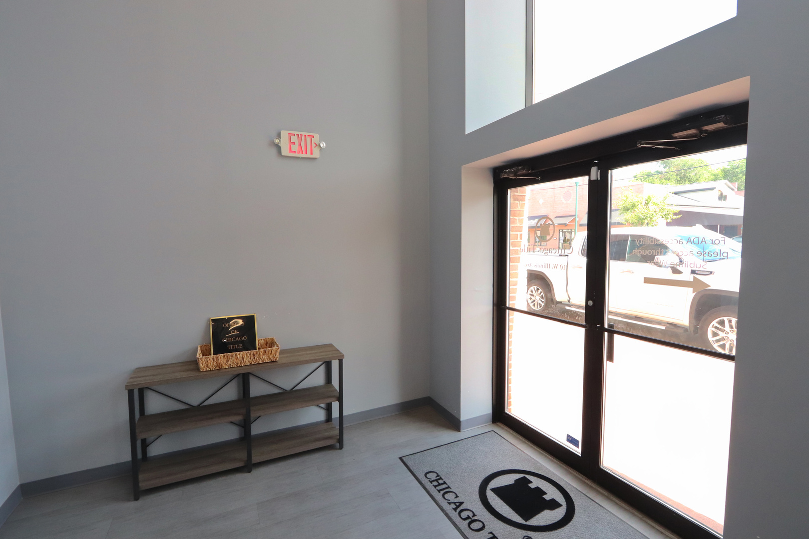 124 W Illinois Avenue Property Photo 20