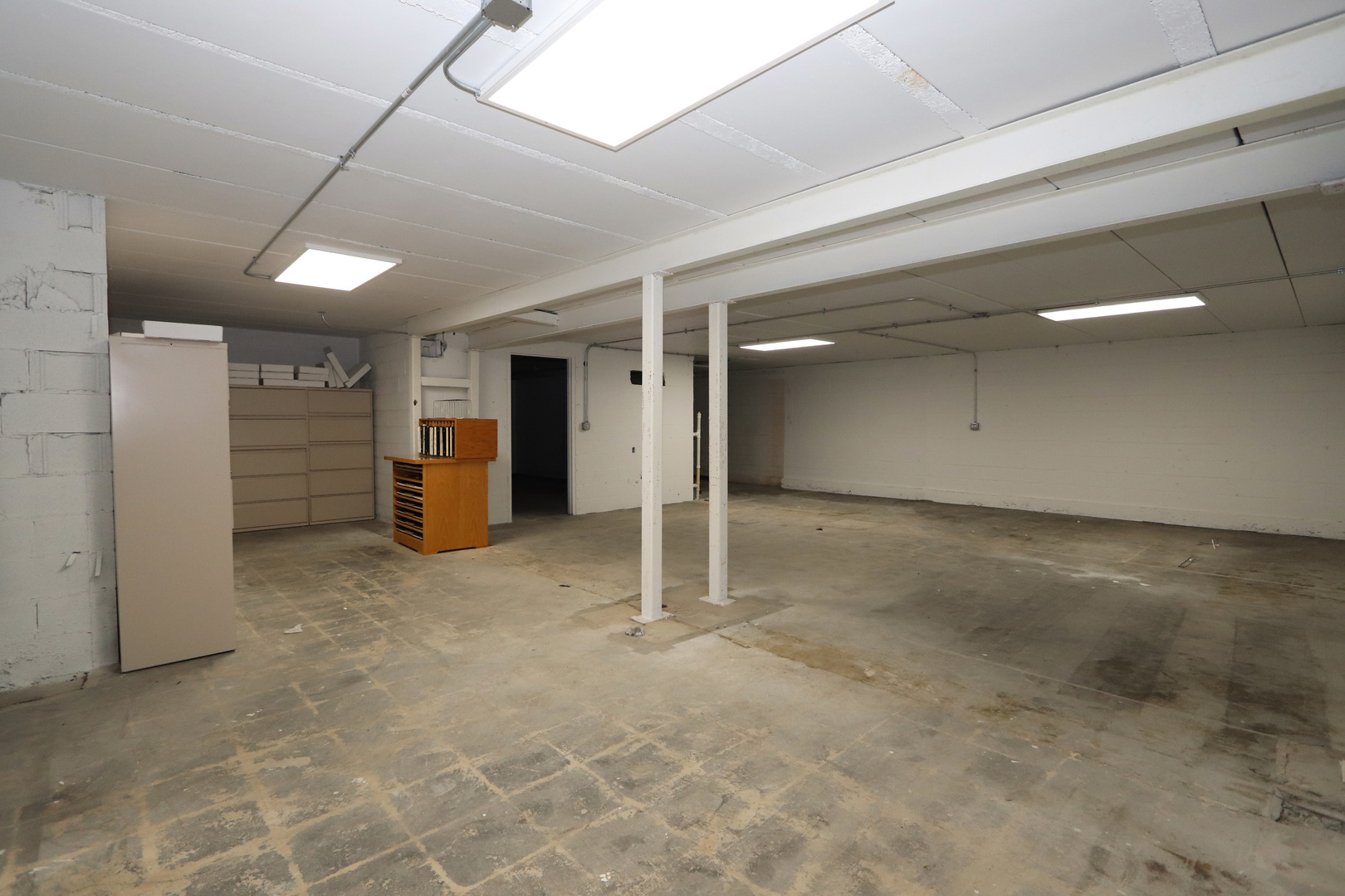 124 W Illinois Avenue Property Photo 78