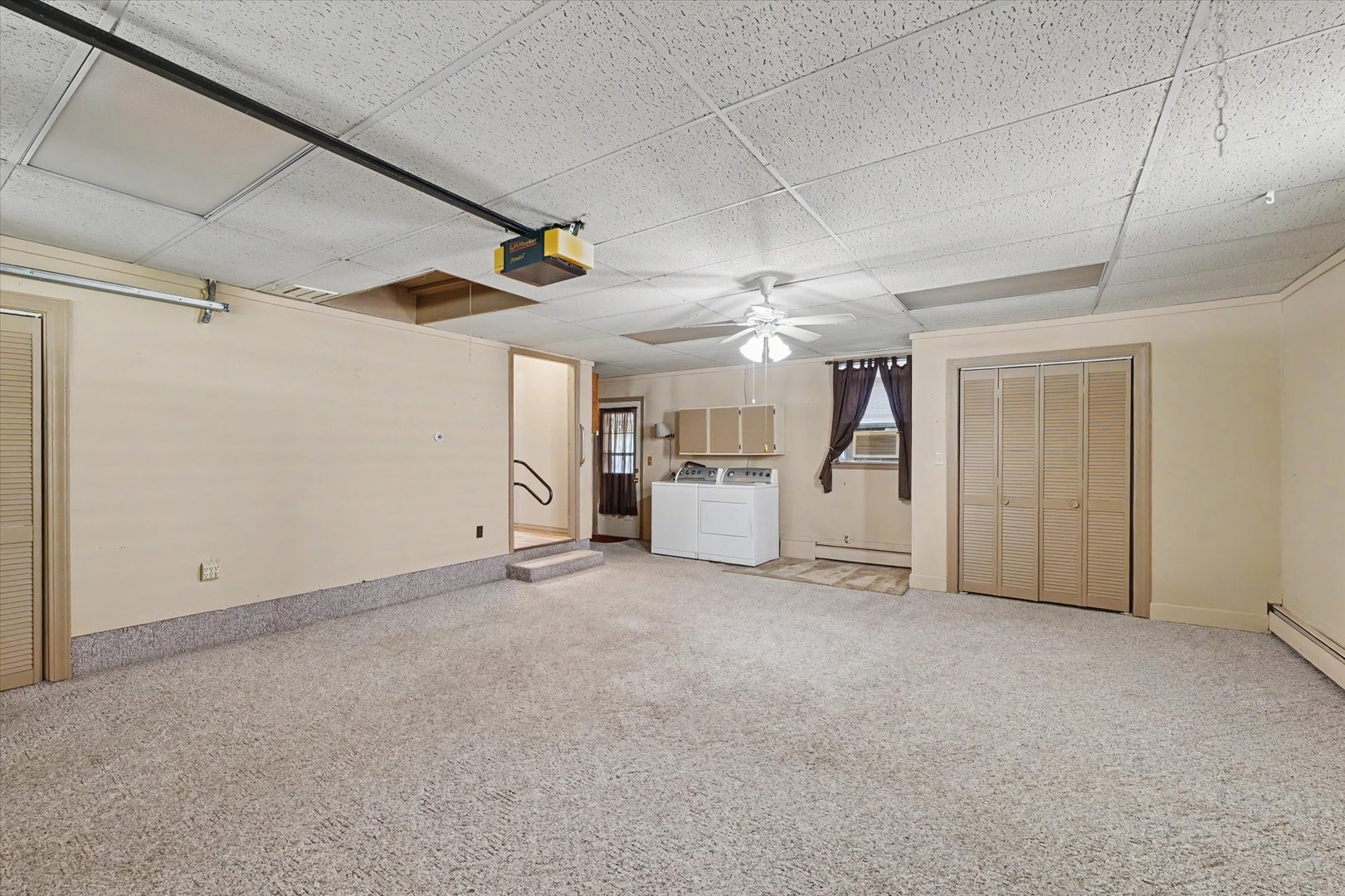 2411 Sharlyn Drive Property Photo 22
