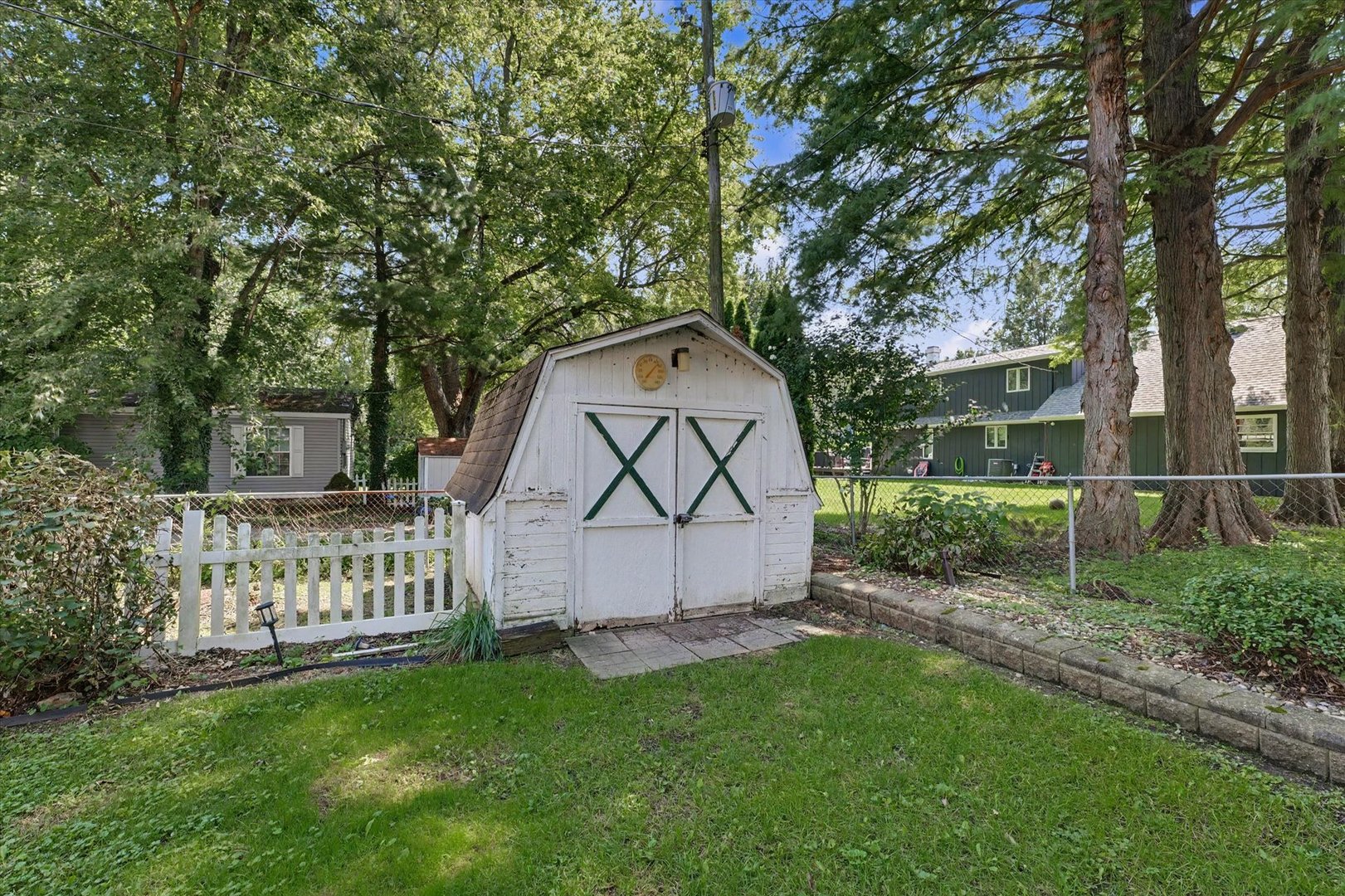 2411 Sharlyn Drive Property Photo 38