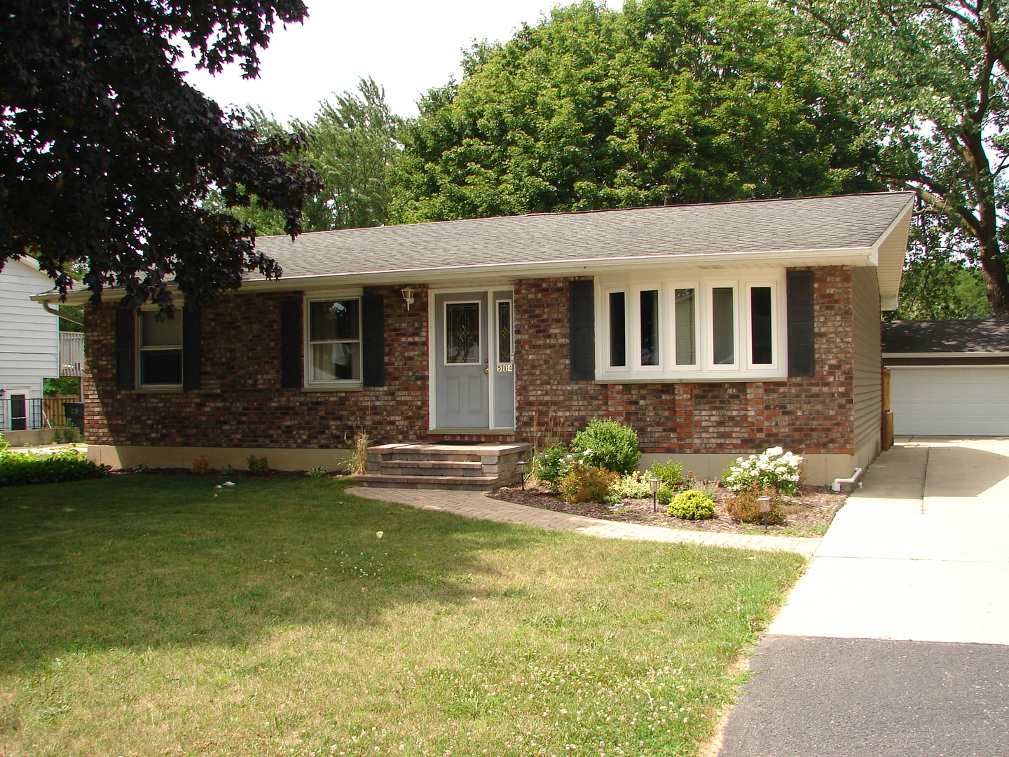 514 Garnett Avenue Property Photo 1