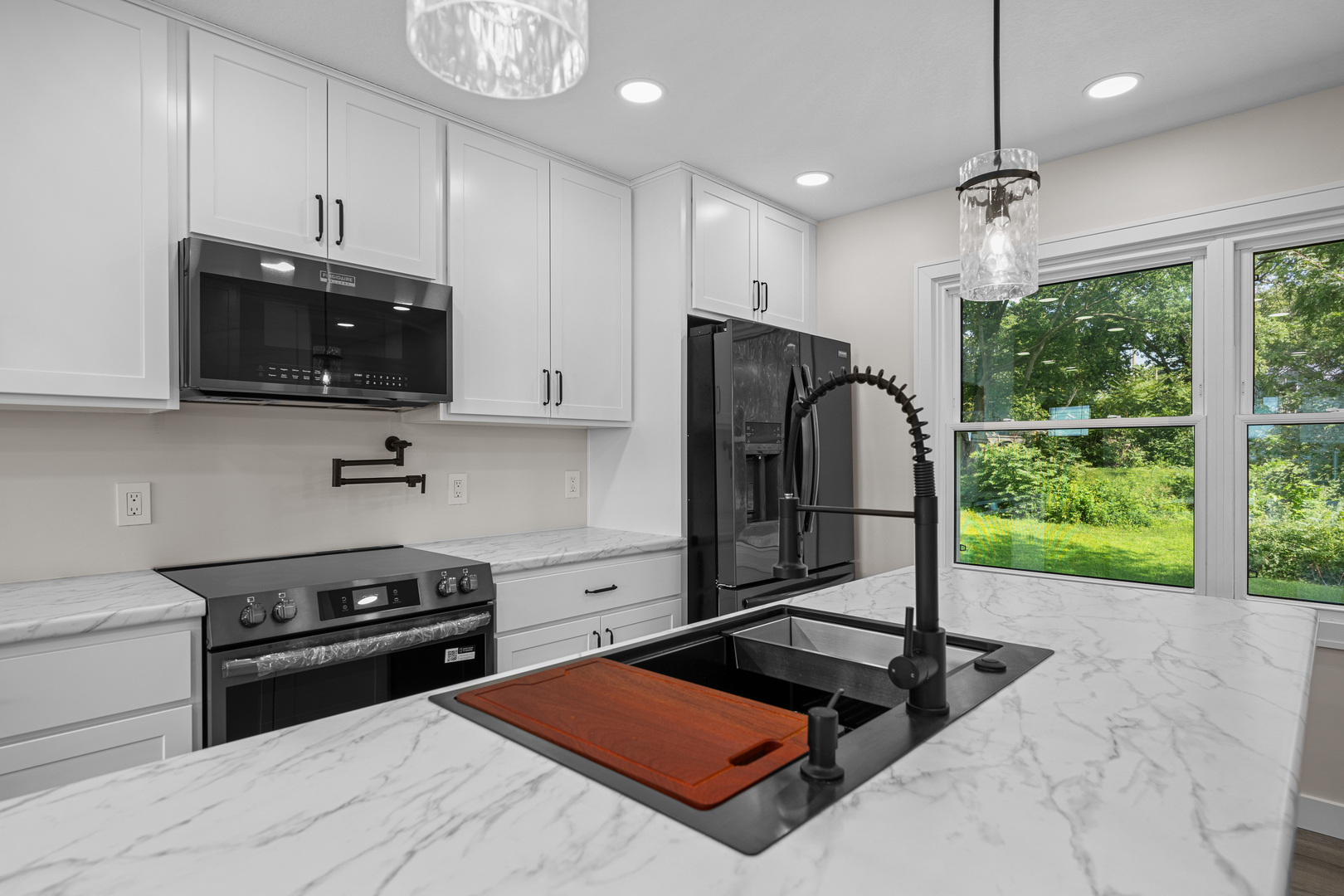 201 E Gails Street Property Photo 10