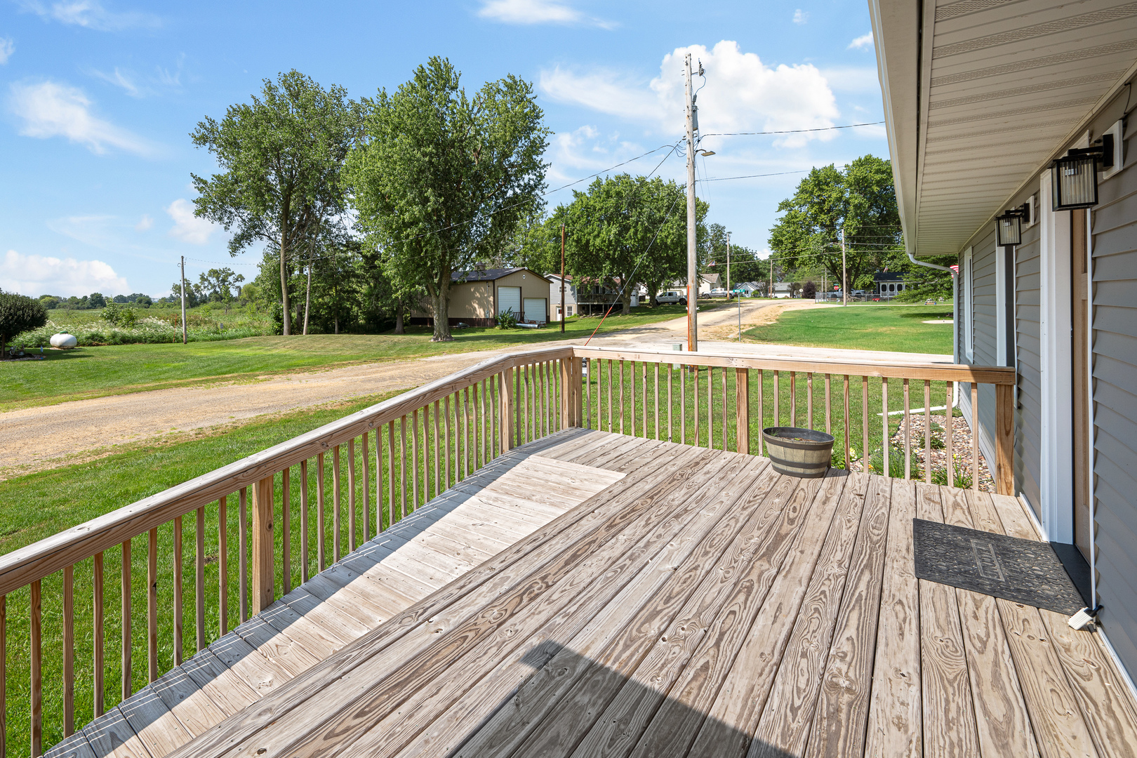 201 E Gails Street Property Photo 32