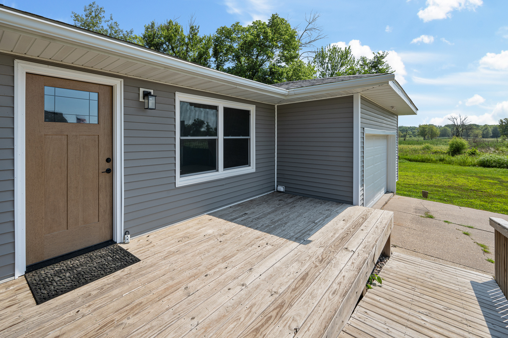 201 E Gails Street Property Photo 33