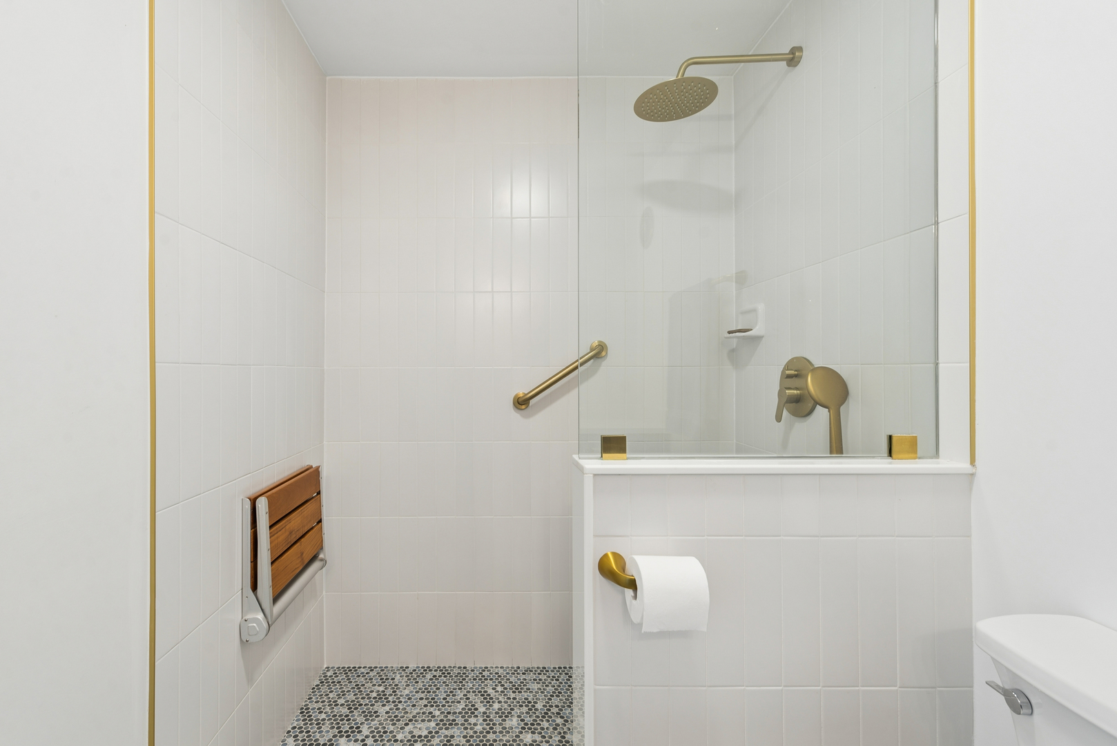 940 W Glenlake Avenue 27a Property Photo 15
