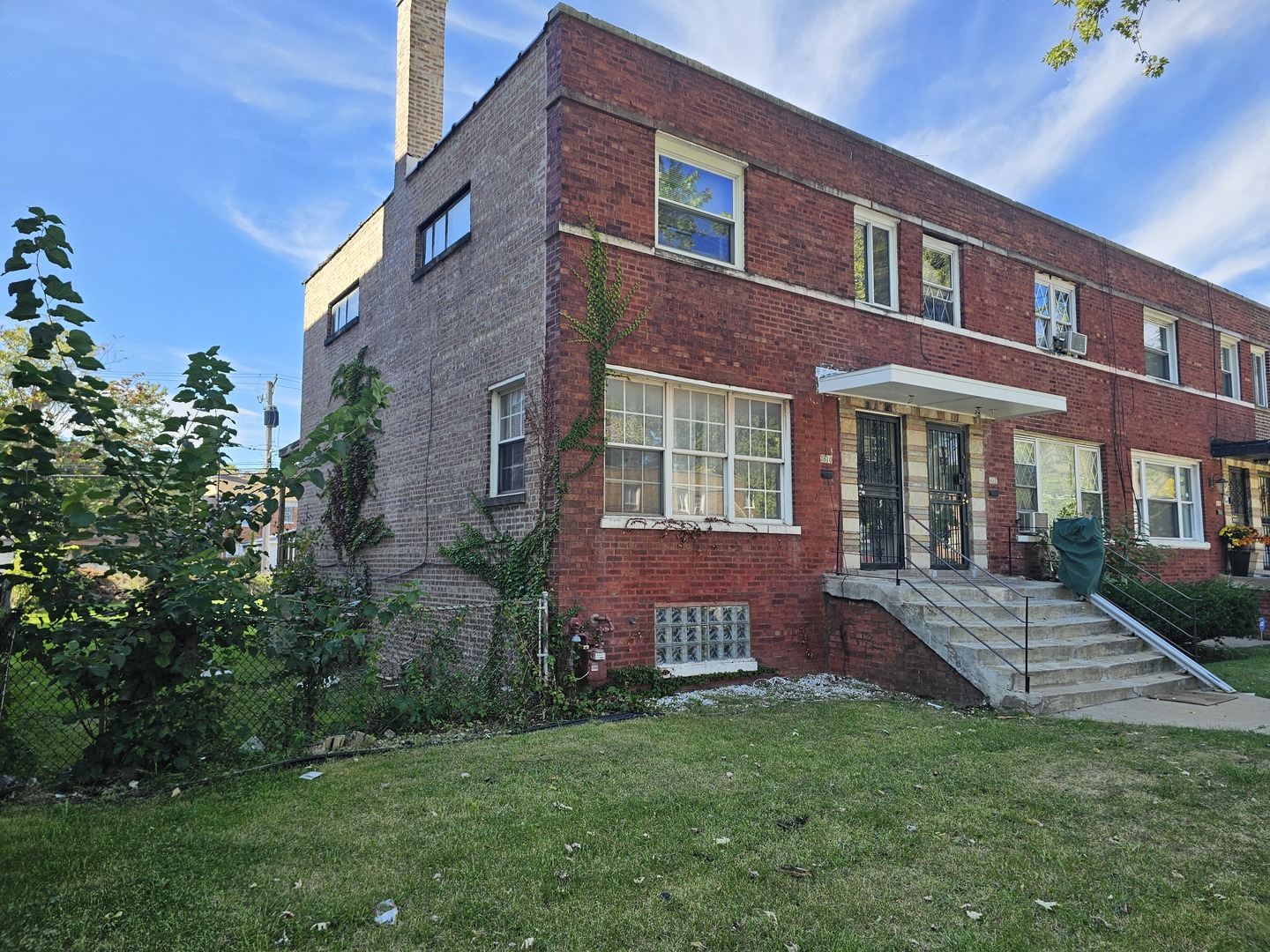 8610 S Ingleside Avenue Property Photo 1