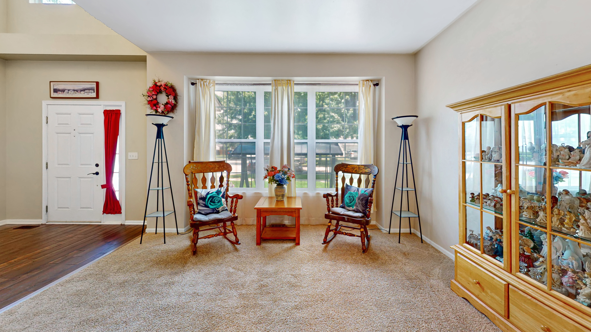 2955 Shetland Lane Property Photo 3