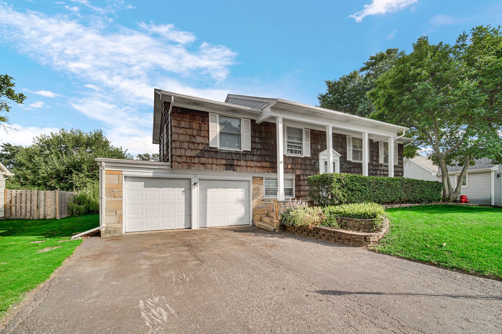 12 Regent Court Property Photo 4