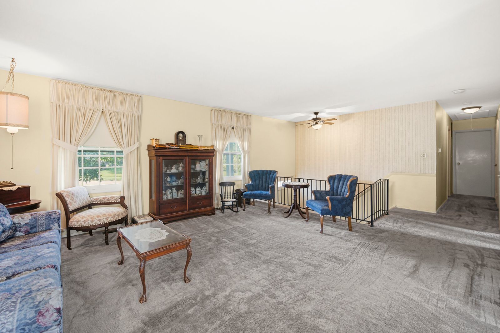 12 Regent Court Property Photo 6