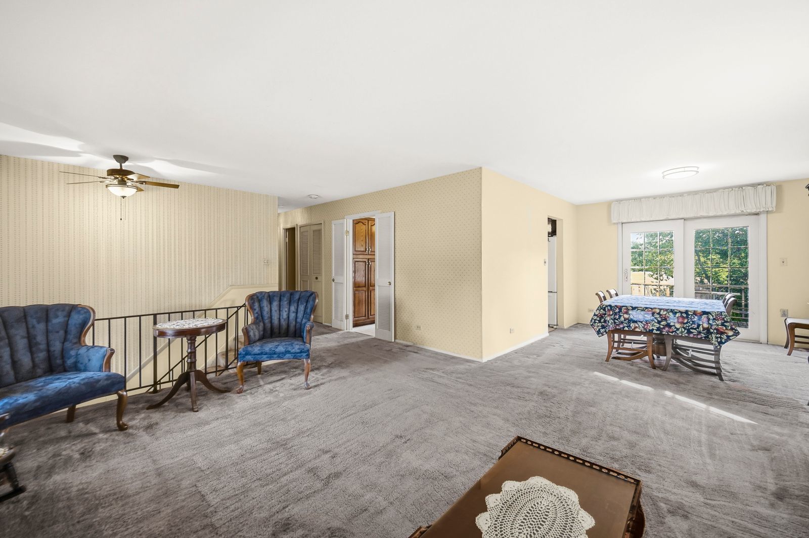 12 Regent Court Property Photo 7